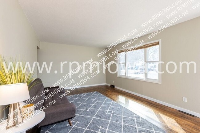 1402 Linden Dr in Ames, IA - Building Photo - Building Photo