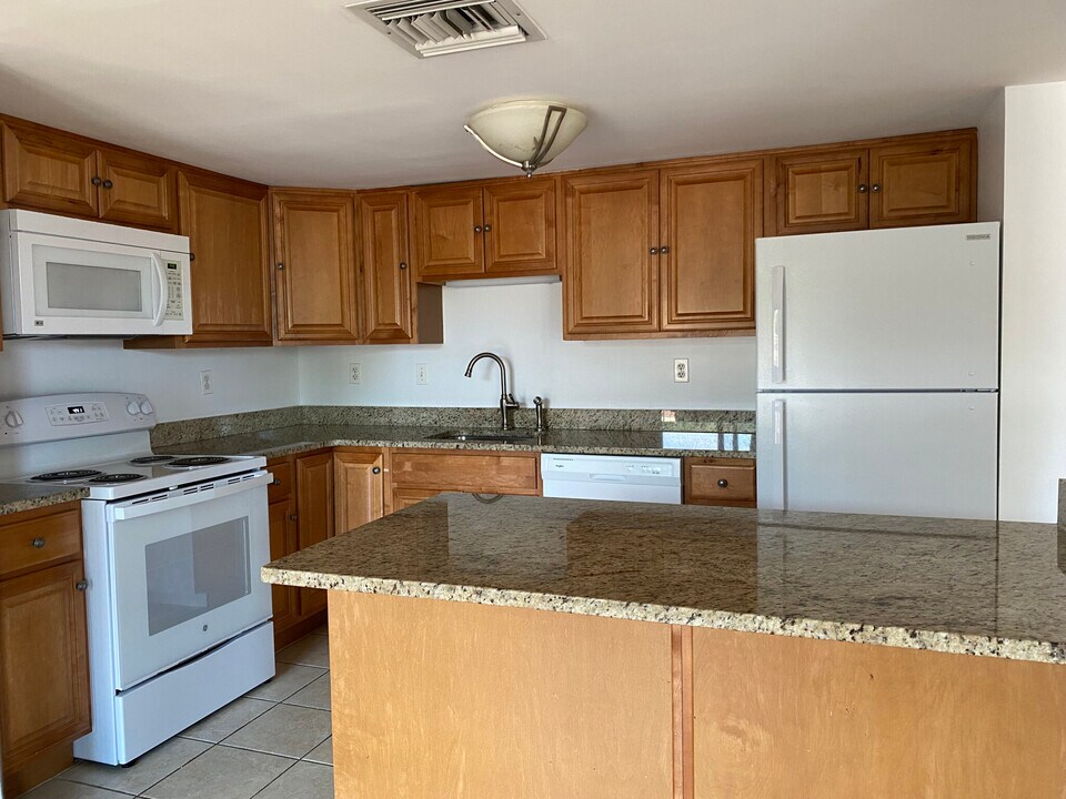 85 Brainerd Rd, Unit 404 in Boston, MA - Building Photo