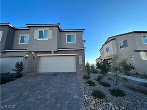 6190 Rathbone St in Las Vegas, NV - Building Photo - Building Photo