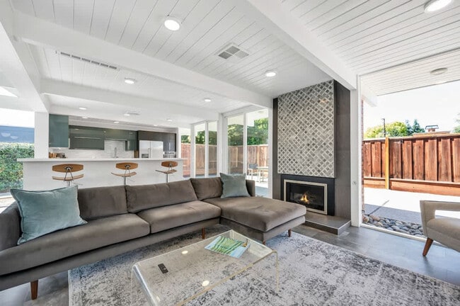 property at 4131 Phoenix St