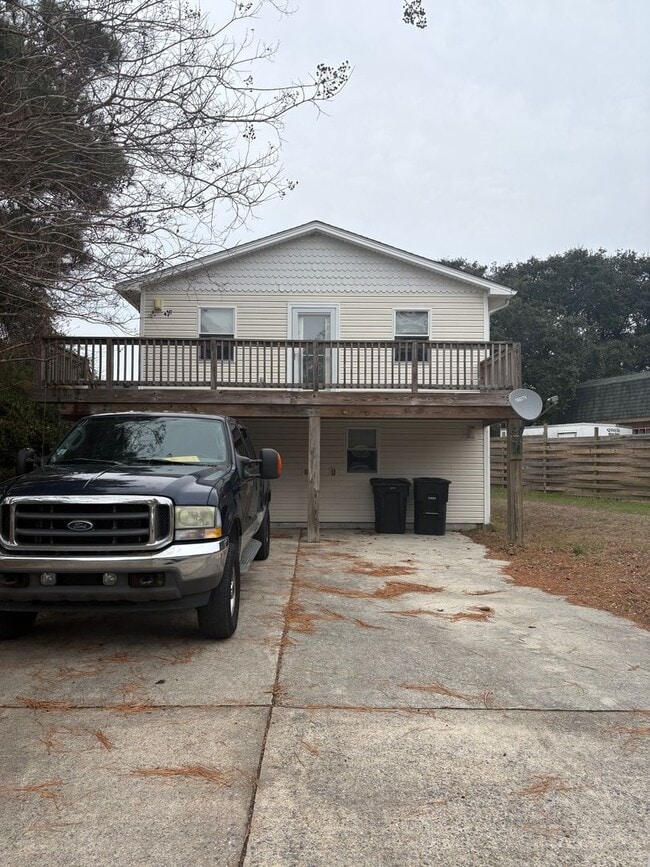 property at 803 Swan St