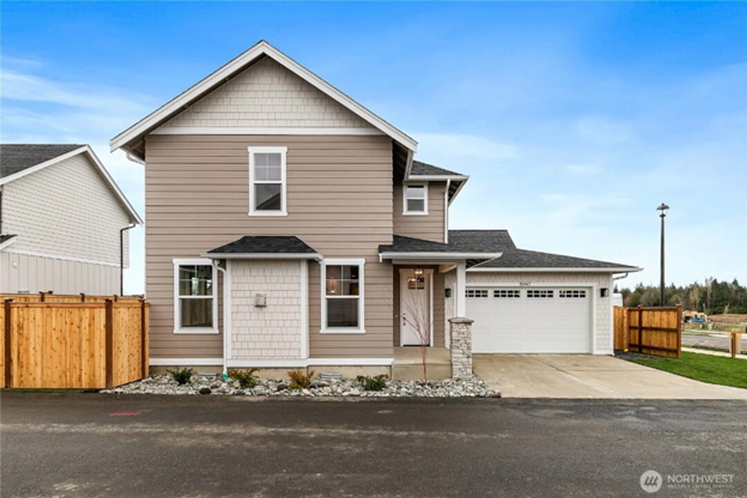 5947 Ranch Lp in Ferndale, WA - Building Photo