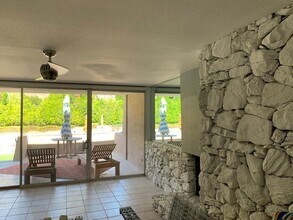 197 W Vía Lola in Palm Springs, CA - Building Photo - Building Photo