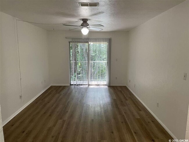 1015 SW 9th St in Gainesville, FL - Building Photo - Building Photo