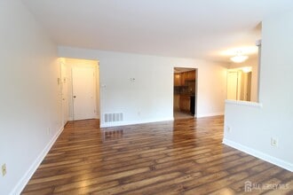 3123 Sayre Dr in Princeton, NJ - Building Photo - Building Photo