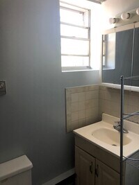 130 W Tabor Rd, Unit 3rd Fl - 6