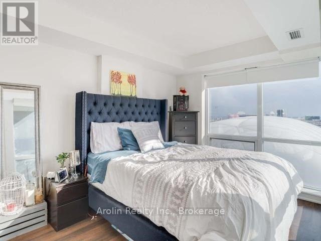 20 Joe Shuster Way in Toronto, ON - Building Photo - Building Photo