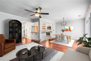 2751 Farmstead Rd in Smyrna, GA - Building Photo