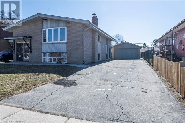 property at 53 Obermeyer Dr