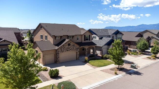 6195 Leon Young Dr in Colorado Springs, CO - Building Photo - Building Photo