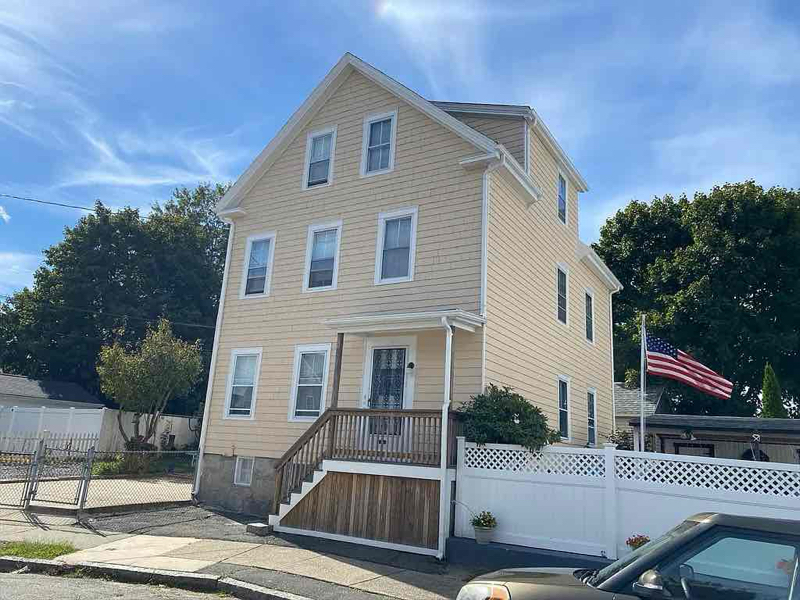 59 Lombard St in New Bedford, MA - Foto de edificio