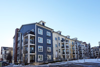 235 Copperpond Common SE in Calgary, AB - Building Photo - Building Photo