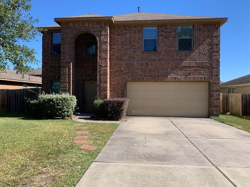 1603 Leafhopper Ln in Conroe, TX - Building Photo