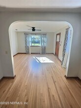 4235 Genoa Ave in Jacksonville, FL - Foto de edificio - Building Photo