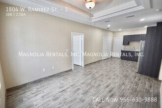 1804 W Rafael Ramirez St, Unit 3 in Mission, TX - Building Photo - Building Photo