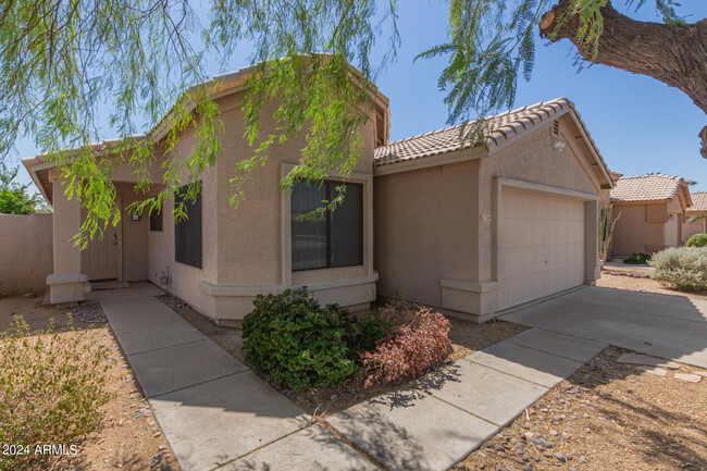 5369 W Augusta Ave in Glendale, AZ - Building Photo - Building Photo