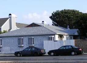 2002 Manhattan Beach Blvd Apartments