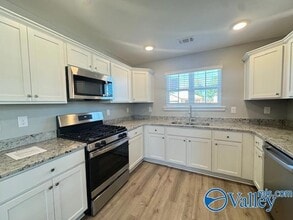 342 Angela St in Prattville, AL - Building Photo - Building Photo