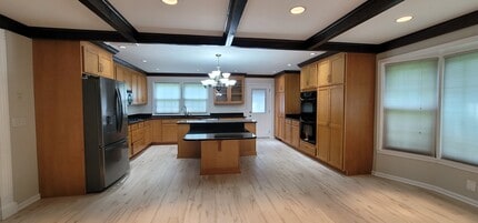 12812 Bluet Ln in Silver Spring, MD - Building Photo - Building Photo