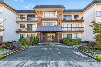 2040 Cornwall Ave in Vancouver, BC - Building Photo - Building Photo
