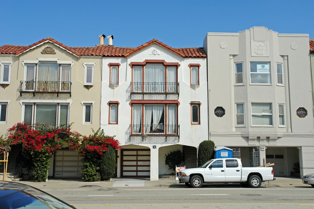 1762 Bay St in San Francisco, CA - Building Photo