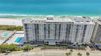 5601 Collins Ave in Miami Beach, FL - Building Photo