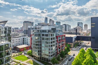 Zenith in Minneapolis, MN - Foto de edificio - Building Photo