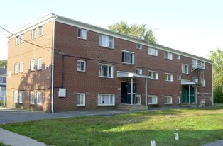 1 Borden Ave Apartments