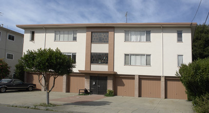 1515 Chestnut St in Alameda, CA - Building Photo - Building Photo