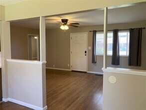 217 Byrd Dr in Midwest City, OK - Building Photo - Building Photo