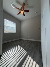 1216 NW 6th Ct, Unit 4 in Fort Lauderdale, FL - Building Photo - Building Photo