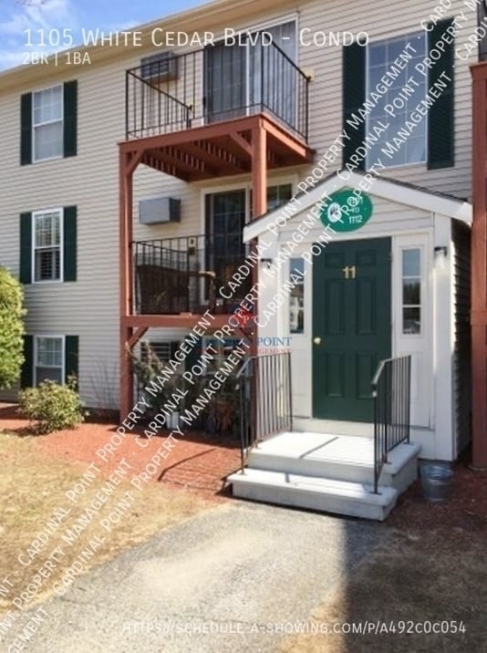 1105 White Cedar Blvd in Portsmouth, NH - Foto de edificio