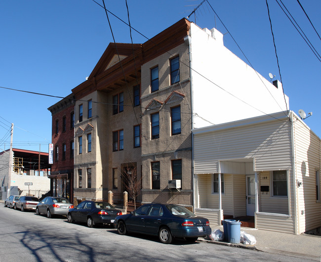 193-195 Van Duzer St in Staten Island, NY - Building Photo - Building Photo