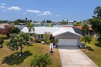 605 Capri Blvd in Treasure Island, FL - Building Photo - Building Photo