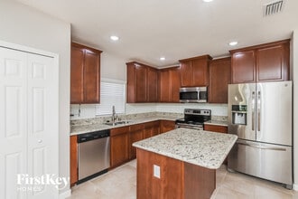 498 Dillard Dr SE in Palm Bay, FL - Building Photo - Building Photo
