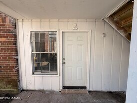 109 Limoges St in Lafayette, LA - Building Photo