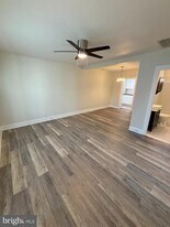 18 Wrightson Ave in Easton, MD - Building Photo