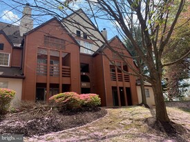 4940 Columbia Rd in Columbia, MD - Building Photo