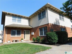 813 Main St in Bethlehem, PA - Building Photo