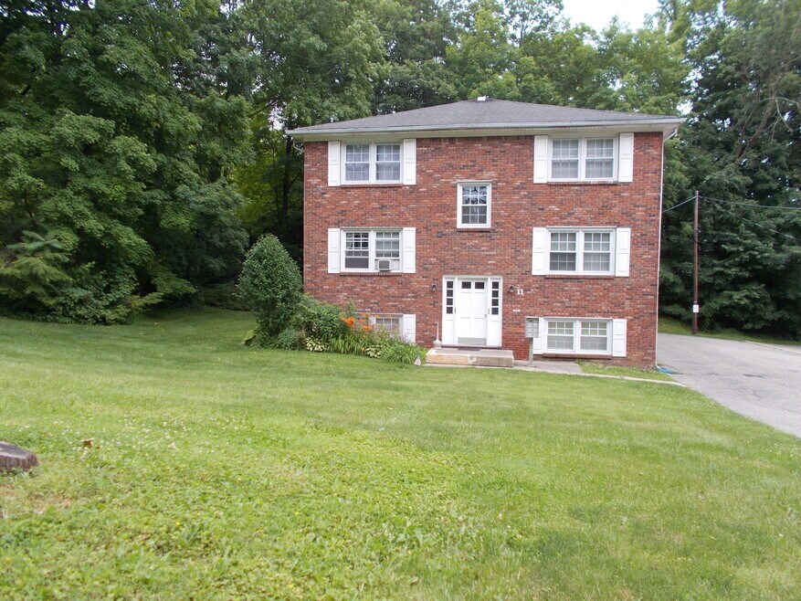 Camelot at Woodfield Apartments Hackettstown, NJ Apartments For Rent