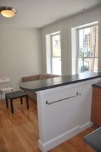 836 Huntington Ave, Unit 1 in Boston, MA - Building Photo - Building Photo