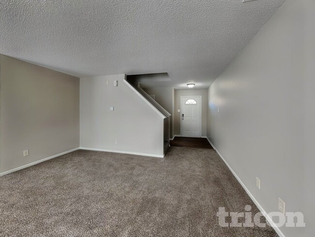 9017 Southernwood Way in Indianapolis, IN - Building Photo - Building Photo