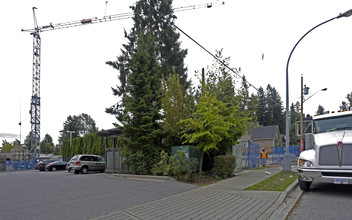 Chorus Apartments in Surrey, BC - Building Photo - Building Photo