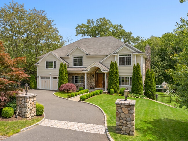 property at 57 Overbrook Dr