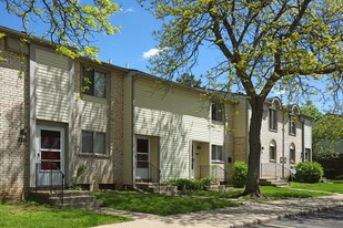 Autumn Woods in Jackson, MI - Building Photo