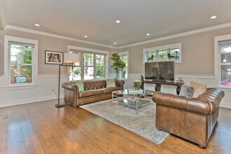 4753 N Hamilton Ave, Unit 1N in Chicago, IL - Foto de edificio - Building Photo