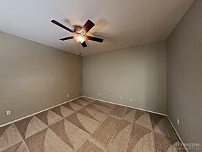 10621 Colter Bay Ct in Las Vegas, NV - Building Photo - Building Photo