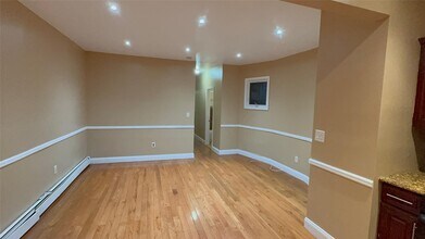2132 Hughes Ave in Bronx, NY - Building Photo - Building Photo