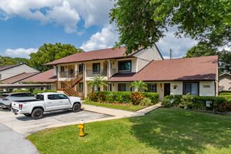 Magnolia Ridge Condo in Palm Harbor, FL - Building Photo - Building Photo