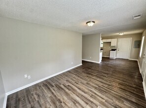 1730 Swift St in Memphis, TN - Building Photo - Building Photo